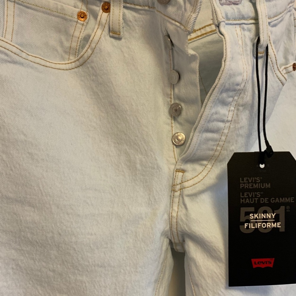 ✨HOST PICK✨Levi’s 501 Skinny Jeans - Picture 4 of 4